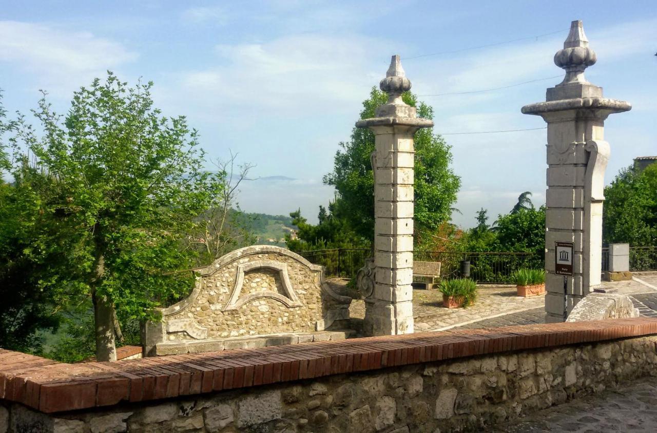 B&B Le Colonne Montefusco Экстерьер фото