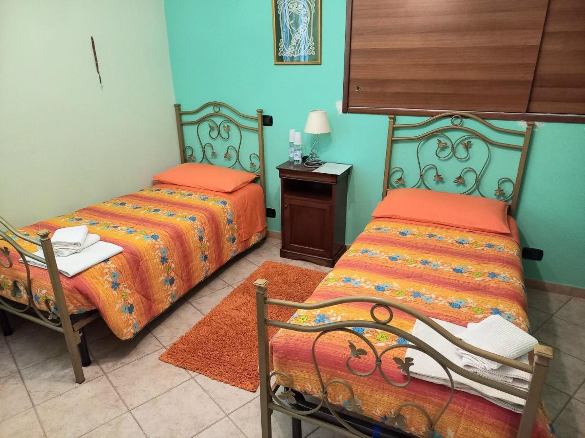 B&B Le Colonne Montefusco Экстерьер фото